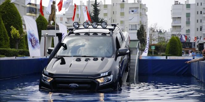 Ford'un iki yeni modeli Antalya'da tanıtıldı