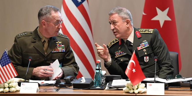 Hulusi Akar ABD'li mevkidaşı ile görüştü