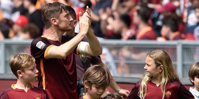 Roma'nın efsanesi futbol kariyerini sonlandırıyor