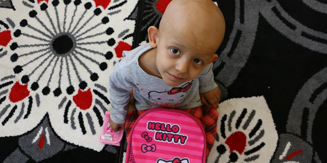 Ailesi küçük Eylül'ü yaşatmaya çalışıyor