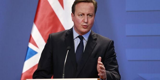 Cameron'dan gazete patronuna baskı iddiası