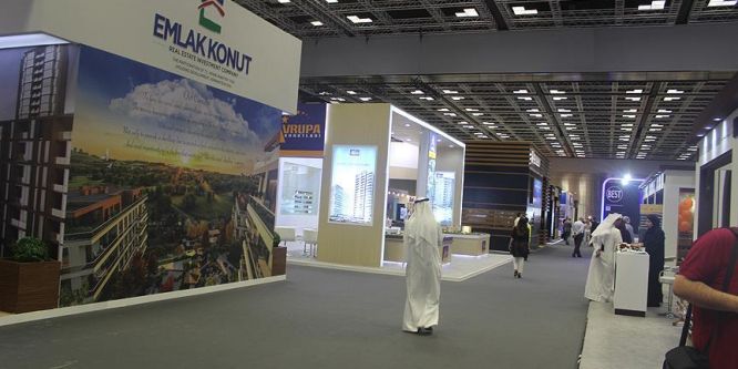 Türk yatırımcılar Katar'da projelerini tanıttı