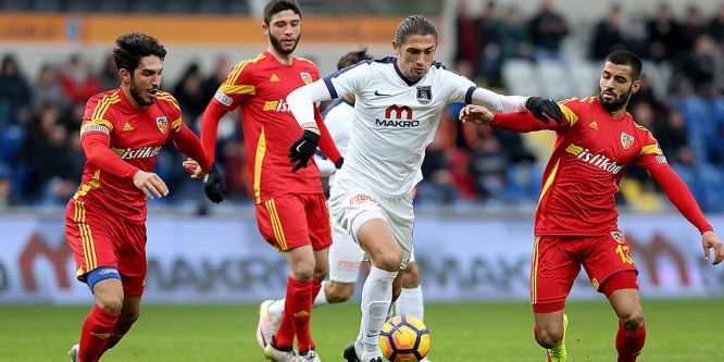 Medipol Başakşehir sezonu Kayseri'de kapatıyor