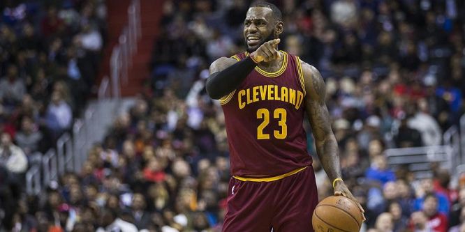 NBA'de yılın en iyi 5'i belli oldu