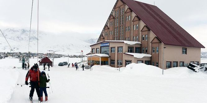 Ovacık'ın kayak tesisi cazibe merkezi haline geldi