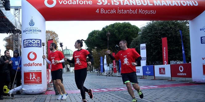 İstanbul Maratonu'nda 13 şirket Darüşşafaka için koşacak