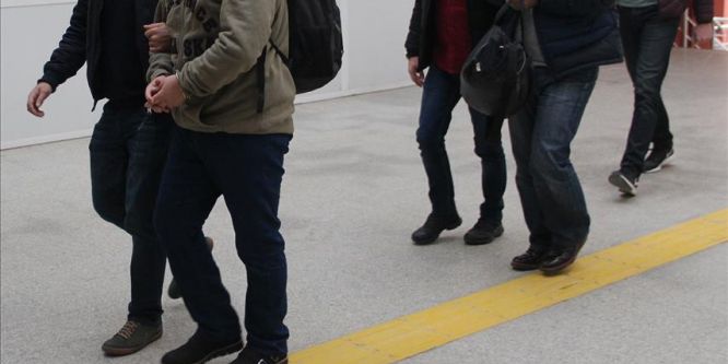 FETÖ soruşturmasında 2 eski asker tutuklandı