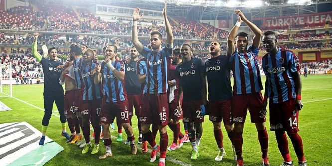 Trabzonspor'da forvetler ikinci yarıda açıldı