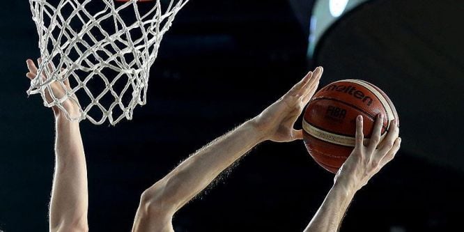 Basketbolda play-off'a son bilet