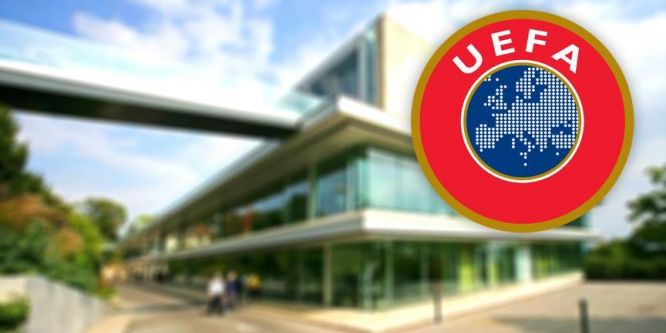 UEFA final hakemlerini açıkladı