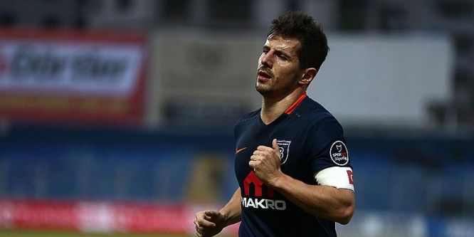 Belözoğlu: Tebrik etmekten başka yapacak bir şeyimiz yok