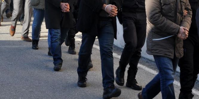 FETÖ operasyonunda 22 gözaltı