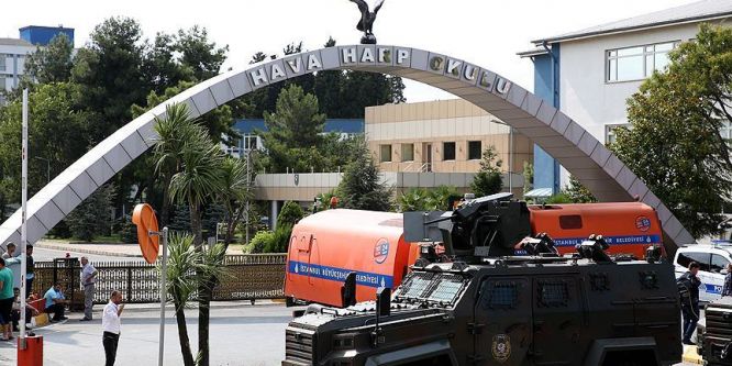 Hava Harp Okulu öğrencilerine tahliye