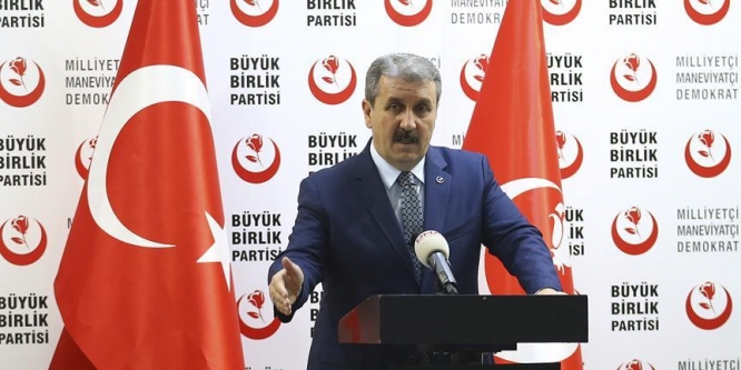 Destici'den gazilere saldıran vandallara sert tepki