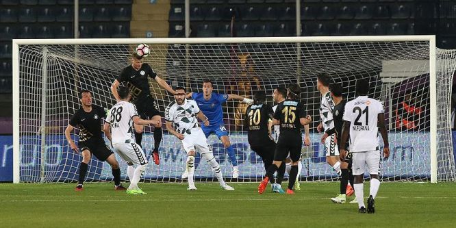 Osmanlıspor bir puana razı oldu