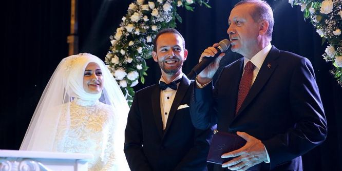 Cumhurbaşkanı Erdoğan nikah şahidi oldu