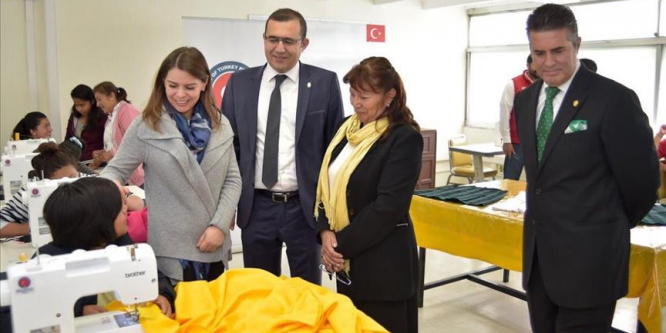 TİKA'dan Meksika'daki barınma evine dikiş atölyesi