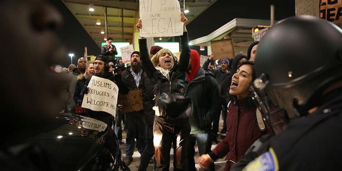 Trump protestoları büyüyor