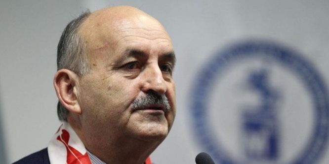 Bakan Müezzinoğlu ameliyat oldu