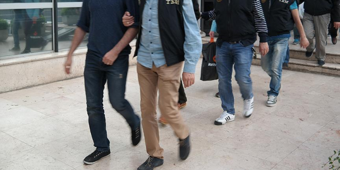 Kamuda FETÖ tutuklamaları sürüyor