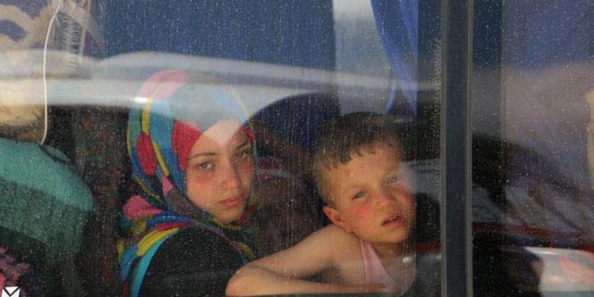 Kuşatma bölgelerinden 3 bin 700 kişi tahliye edildi