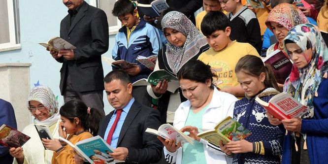 Veliler en çok kitabı okumak için yarışıyor