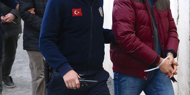 7 akademisyen tutuklandı