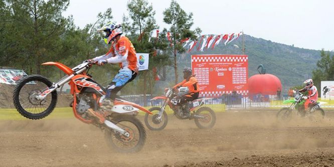 Türkiye Motocros Şampiyonası 2017 ilk ayak mücadelesi başladı