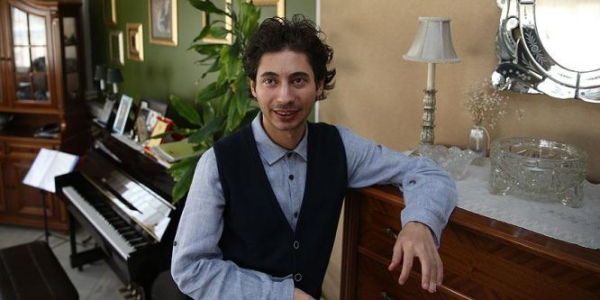 Otizmli piyanist sahnelerden inmiyor
