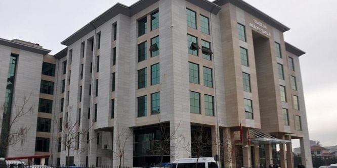 Eski Trabzon Emniyet Müdürü Yavaş'ın FETÖ'den yargılanmasına başlandı