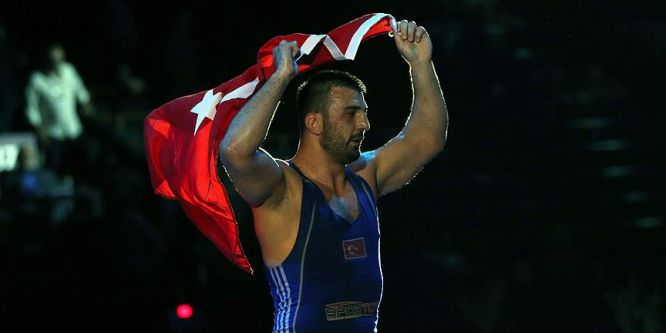 Cumhurbaşkanı Erdoğan milli sporcu Yıldırım'ı kutladı
