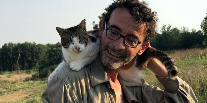 Baba mirasını sokak hayvanları için harcadı