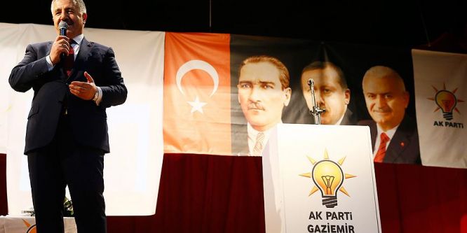 'Prangalar olmasaydı 2023'te hedeflediğimiz Türkiye'yi bugün yaşayacaktık'