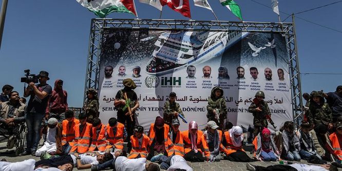 Mavi Marmara şehitleri Gazze'de anıldı