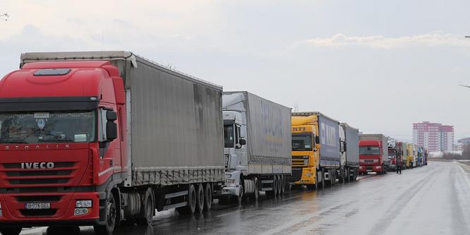 Rusya ile karayolu taşımacılığı yeniden başlıyor