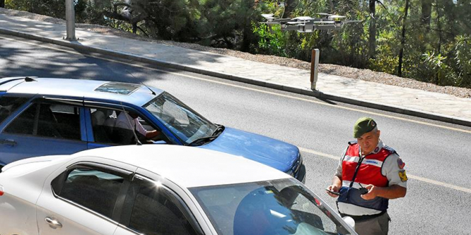 Turizm merkezlerinde 'drone' ile yol kontrolü