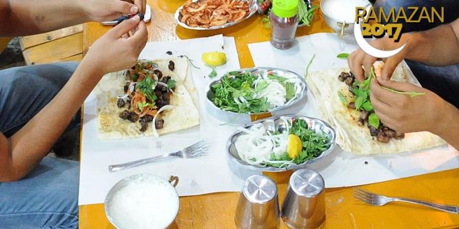 ''İftarda ayran sahurda süt içilmeli''