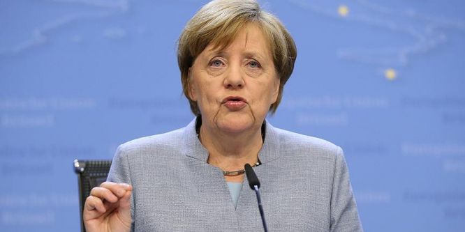 Merkel geri adım attı