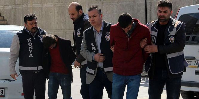 Gaspçıları sosyal medyada paylaştıkları fotoğraf ele verdi