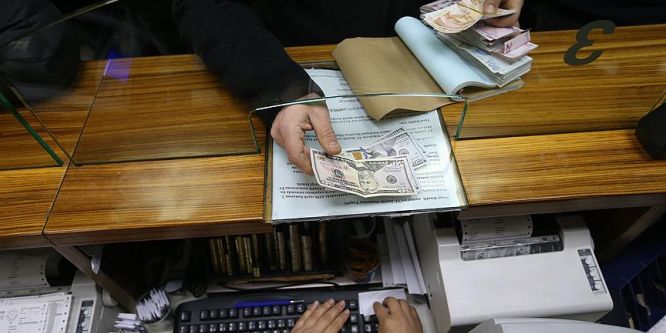 Dolar/TL güne yükselişle başladı