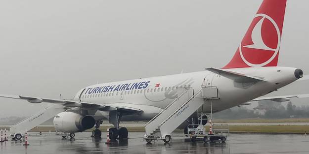 THY uçuşuna 'olumsuz hava' engeli