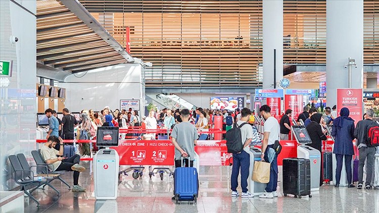 THY’den 5 ülkeye seyahat edecek yolcular için uyarı: Ek şartlar yolcuların canını sıktıyor... Bu yolcuların ülkeye girişine izin verilmiyor