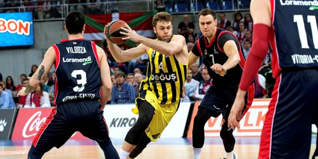 THY'den Fener için 5 ek sefer