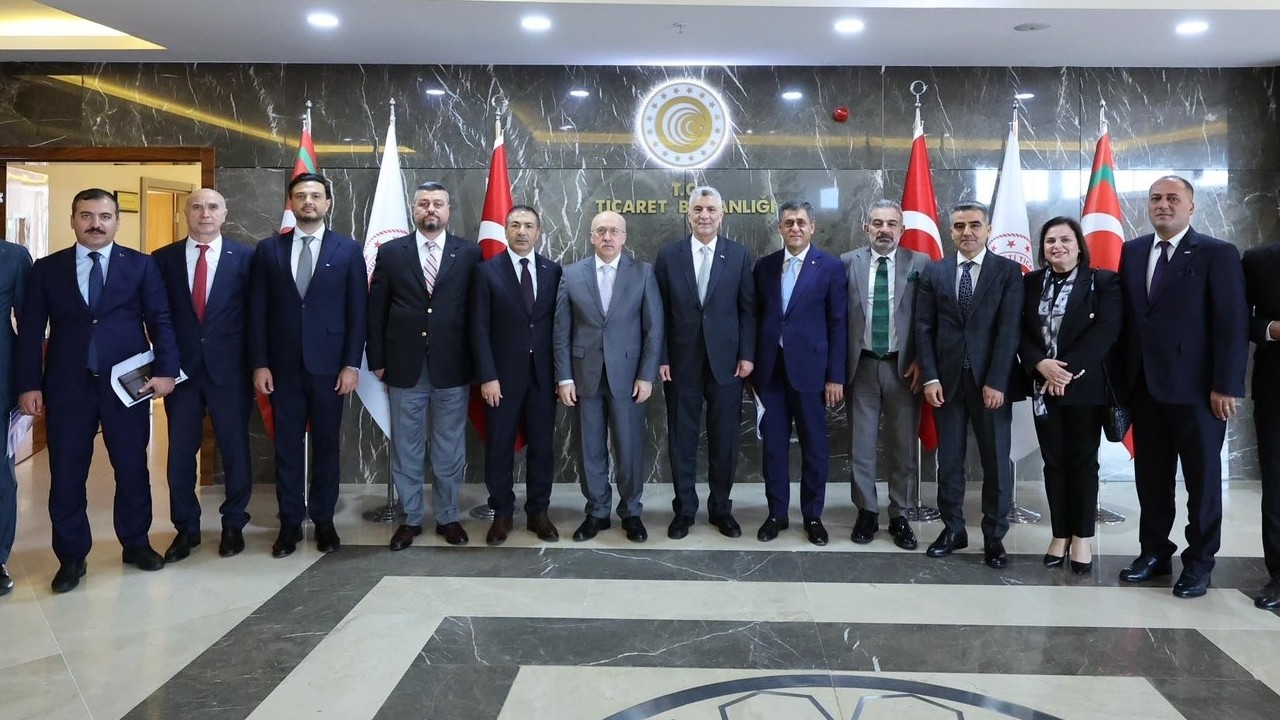 Ticaret Bakanı Bolat, UND yönetimini ağırladı