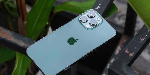 Ticaret savaşı Apple'ı vurdu! Çin pazarında eriyor