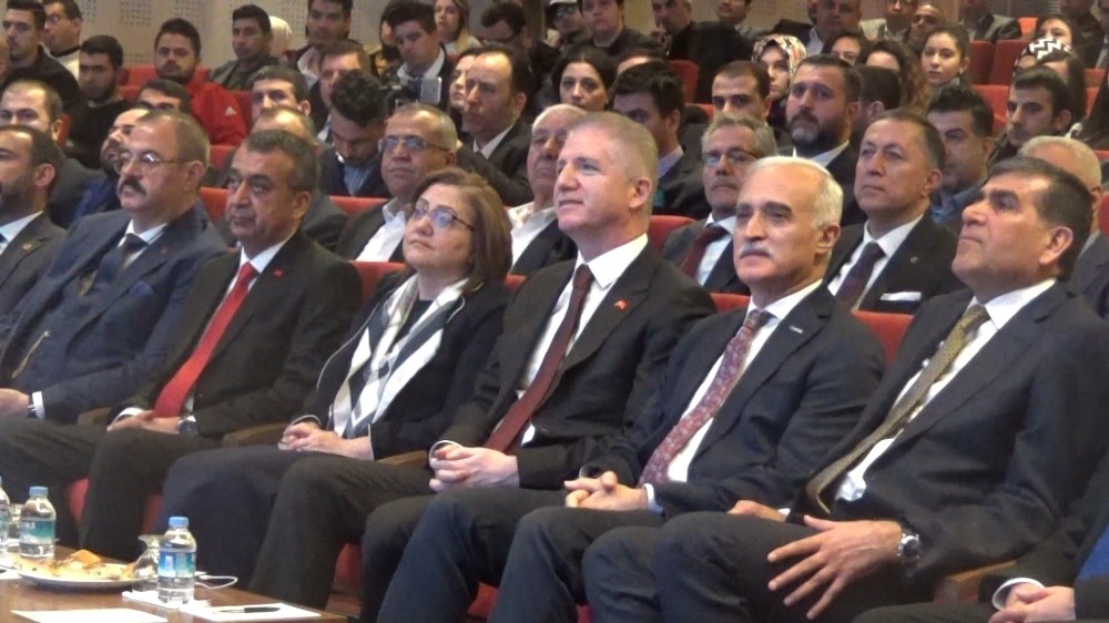 Ticari diplomasi yolculuğuna, Korona virüsü damgası 