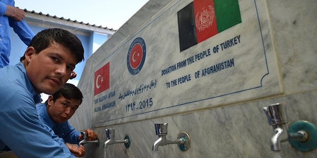 TİKA Afganistan'da 10 bin kişiye içme suyu sağladı