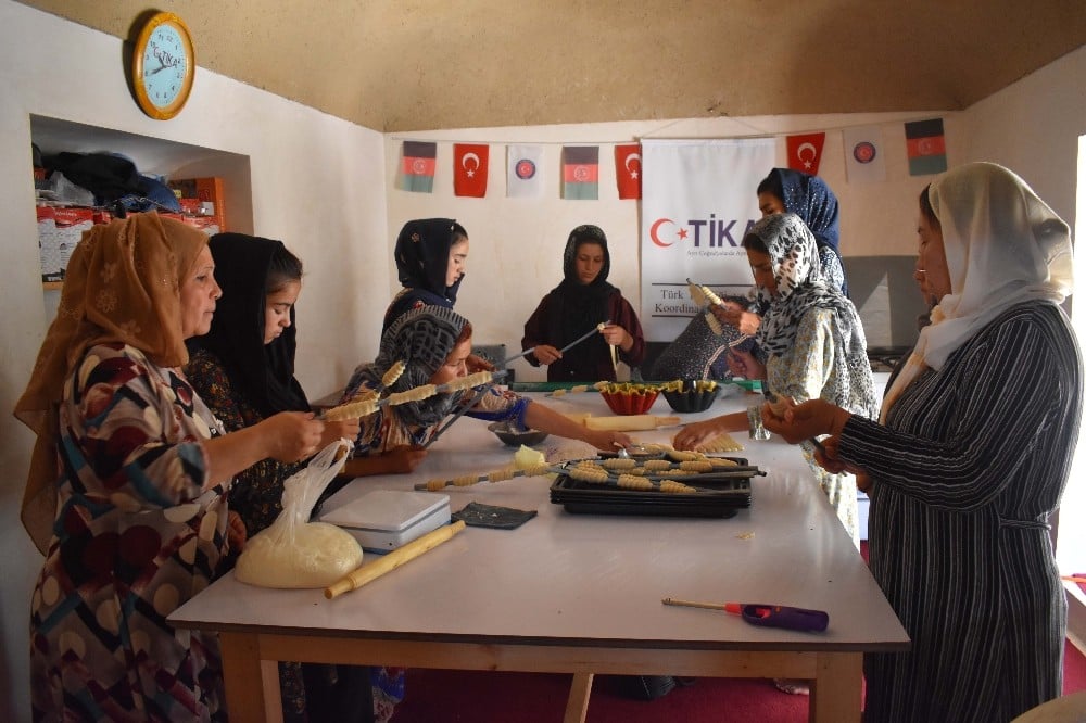 TİKA’dan Afganistan’da kadınlara meslek eğitimi 