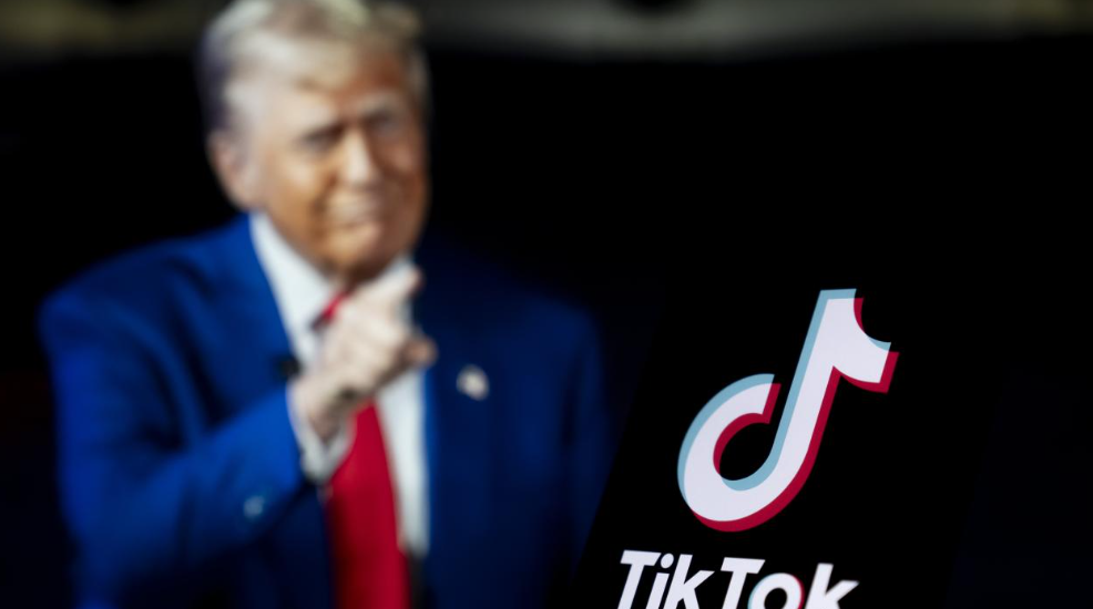 TikTok’ta 'Trump sansürü' tartışmaları alevlendi: 'Epstein' mesajları neden engelleniyor?