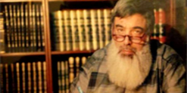 Timurtaş Hoca vefat yıldönümünde rahmetle anılıyor! 20 yıldır unutulmadı